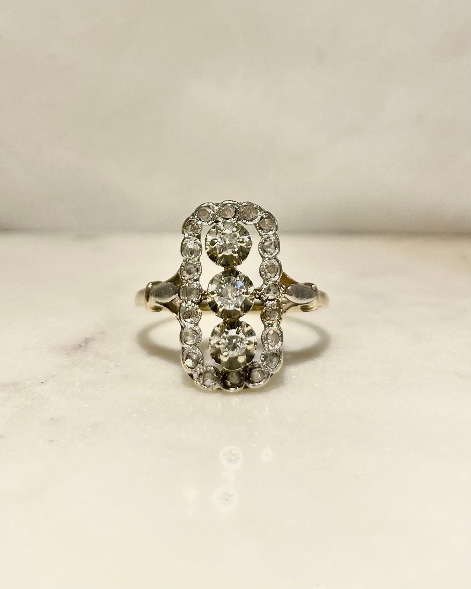 Bague Art -déco Diamants marquise &quot;Léorine&quot;