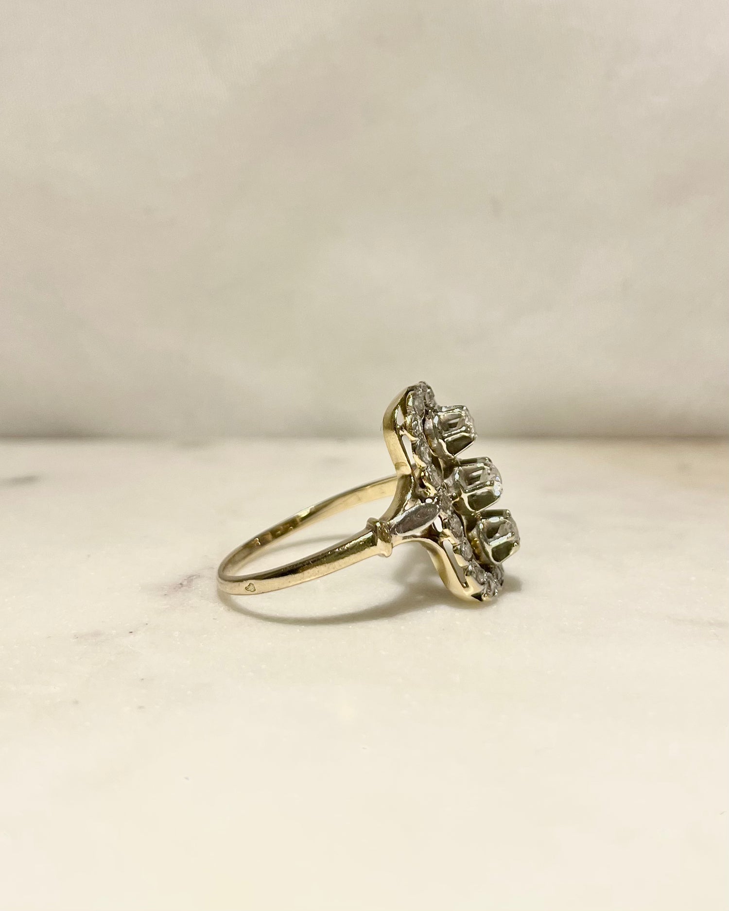 Bague Art -déco Diamants marquise &quot;Léorine&quot;