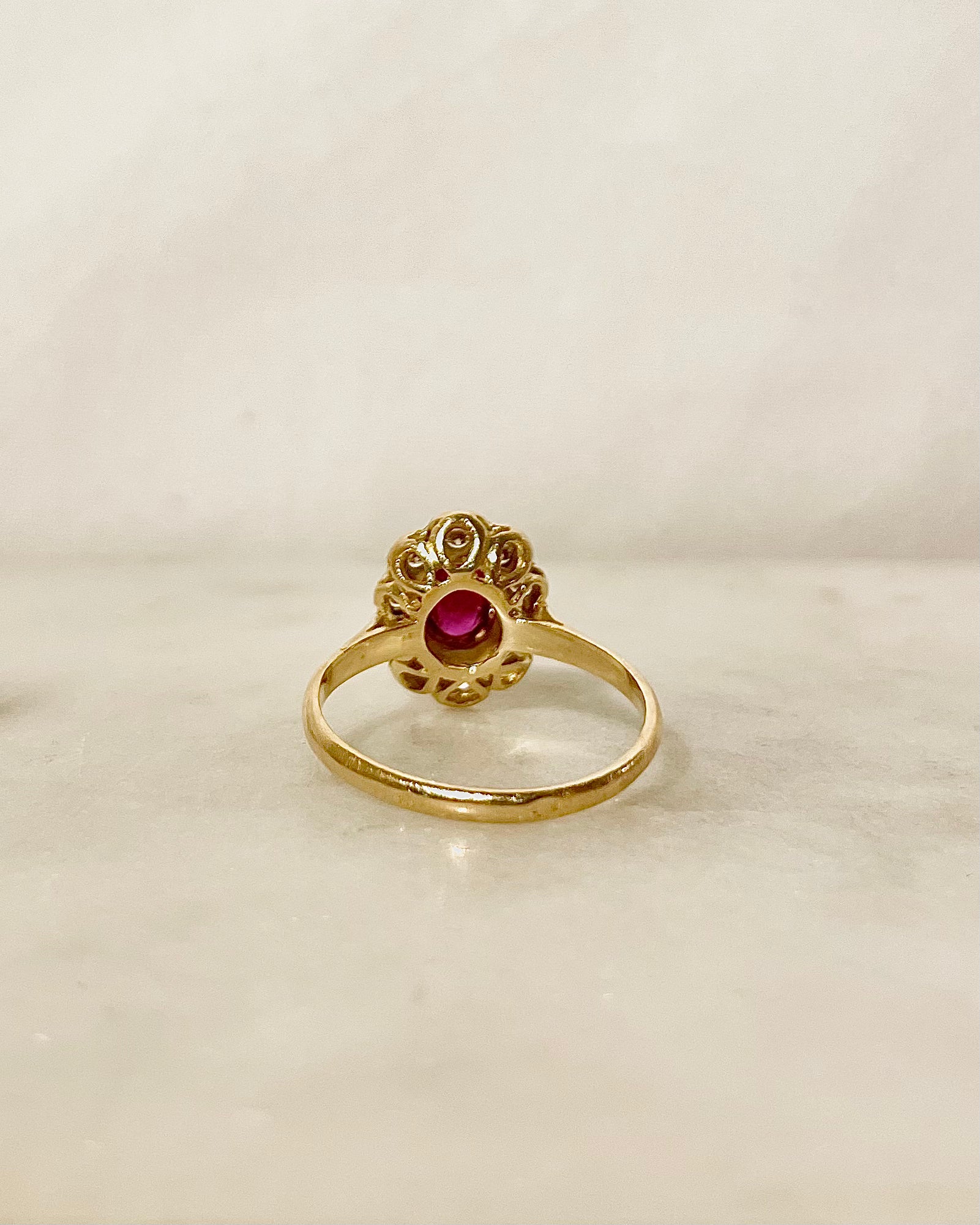 Bague Marguerite Rubis 0.60 carat &amp; Diamants "Alexandra"