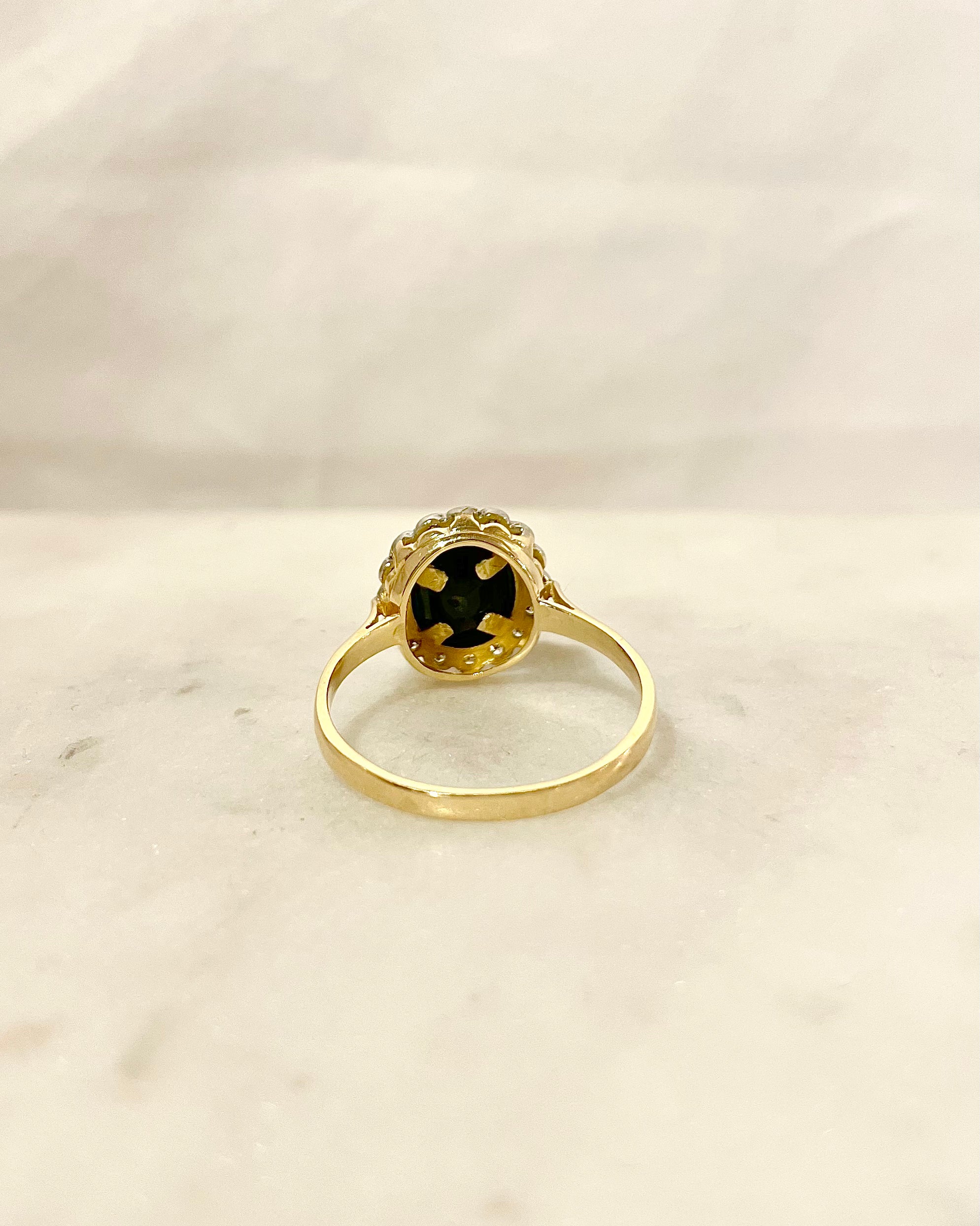 Bague Marguerite Saphir 1.65 carat &amp; Diamants “Maëlis”