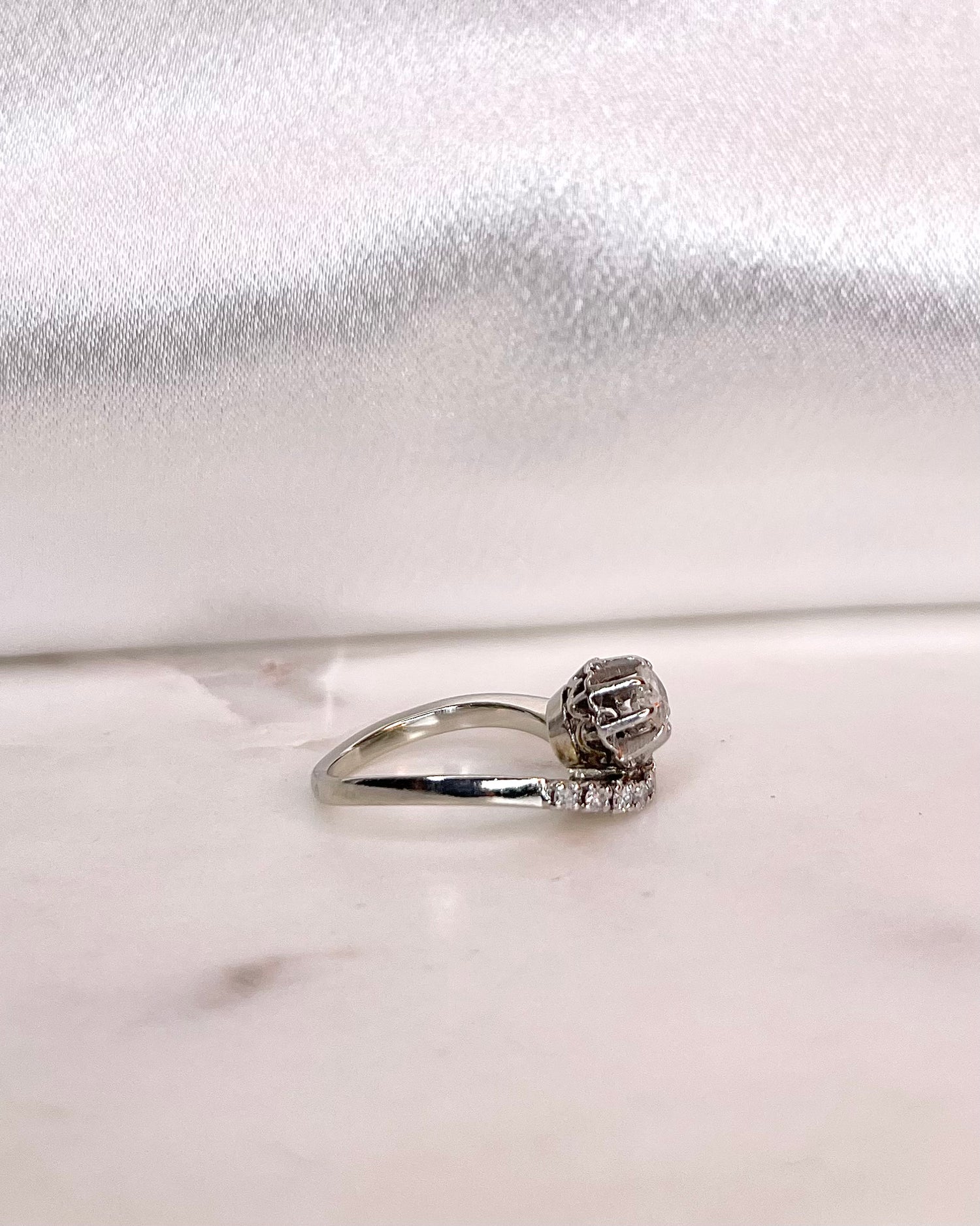 Bague Vintage Diamants 0.53 carat &quot;Zinia&quot;