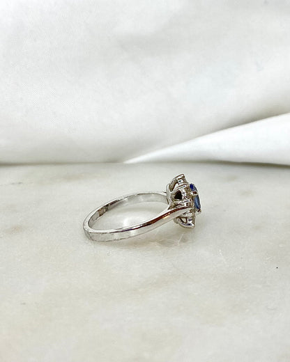 Bague Marguerite Saphir 0.62 carat &amp; Diamants &quot;Aubeline&quot;
