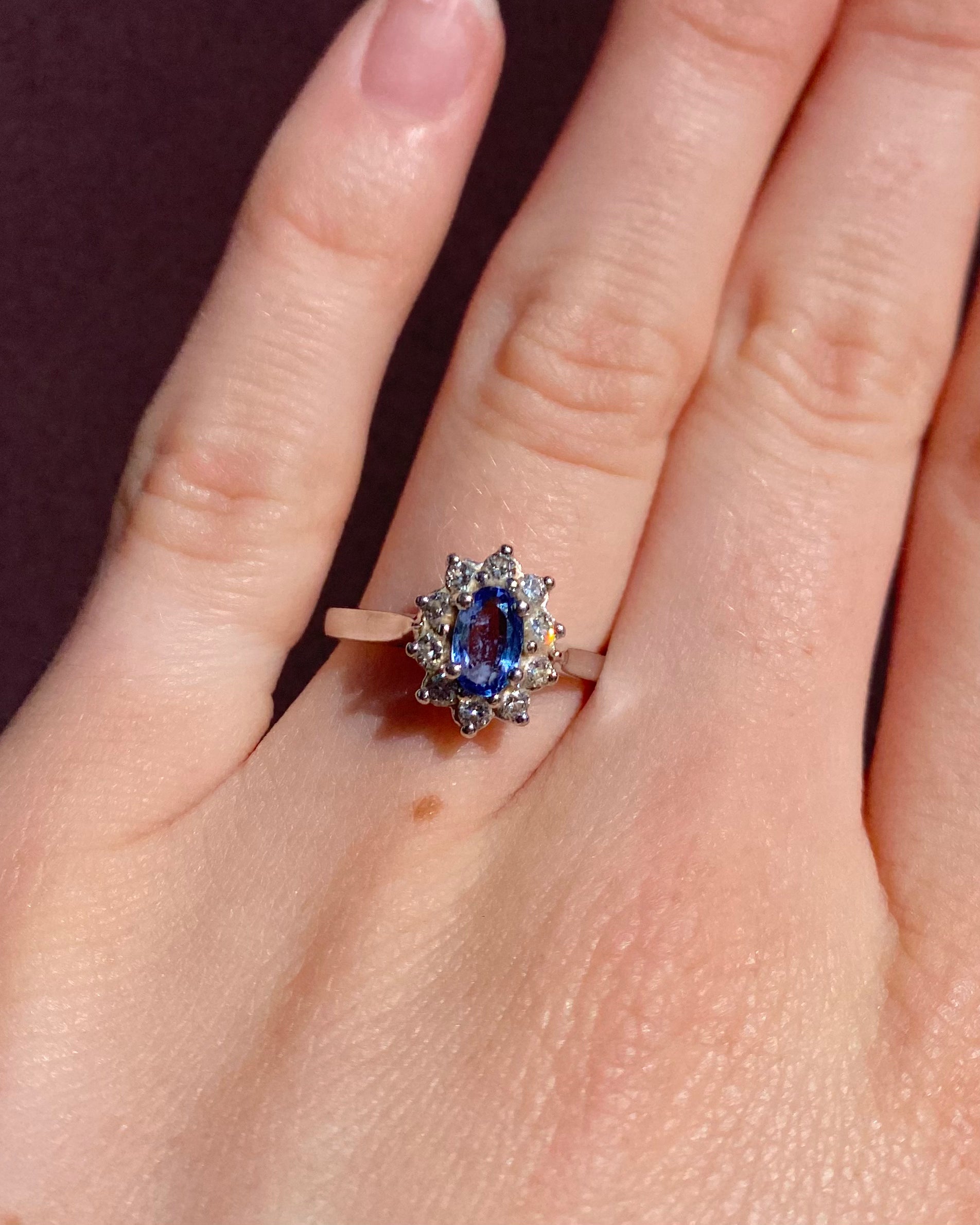 Bague Marguerite Saphir 0.62 carat &amp; Diamants "Aubeline"