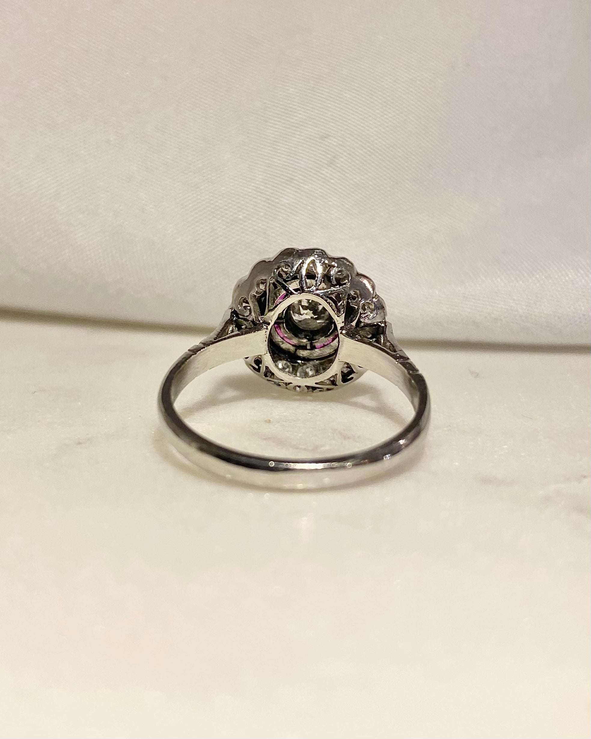 Bague Art-déco Rubis &amp; Diamants 0.86 carat &quot;Diem&
