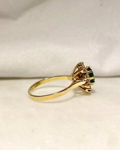 Bague Marguerite Emeraude 0.78 carat &amp; Diamants “Cécilia”