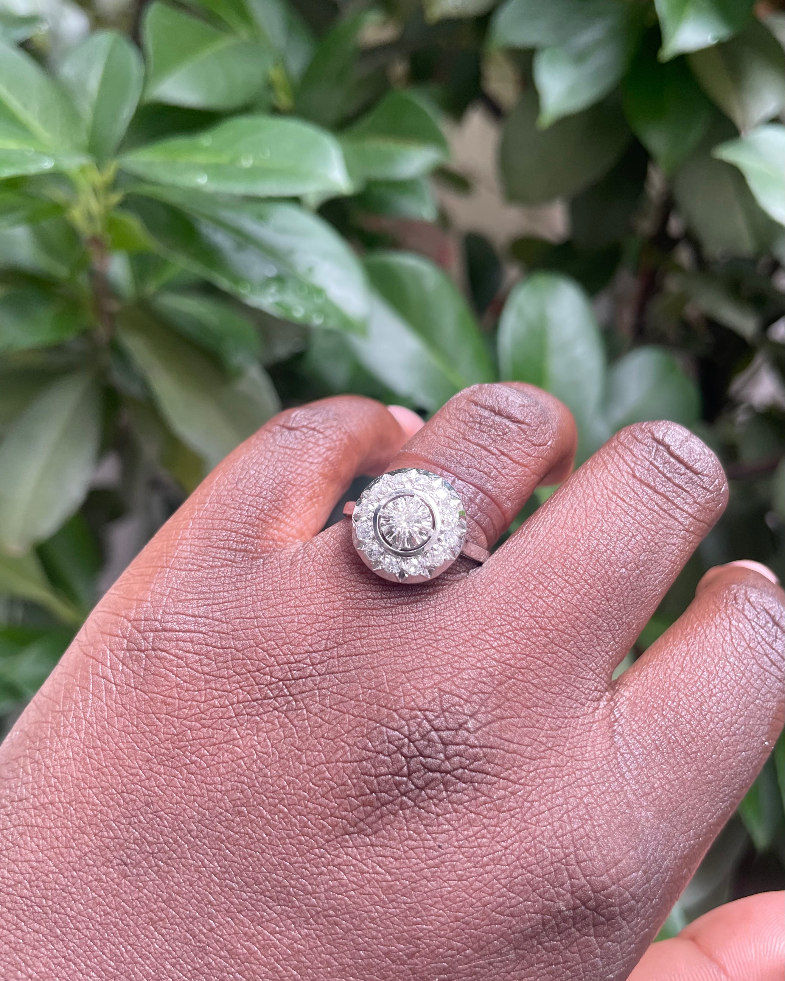 Anillo Art Déco 13 Diamantes 0.56 quilates “Marya”