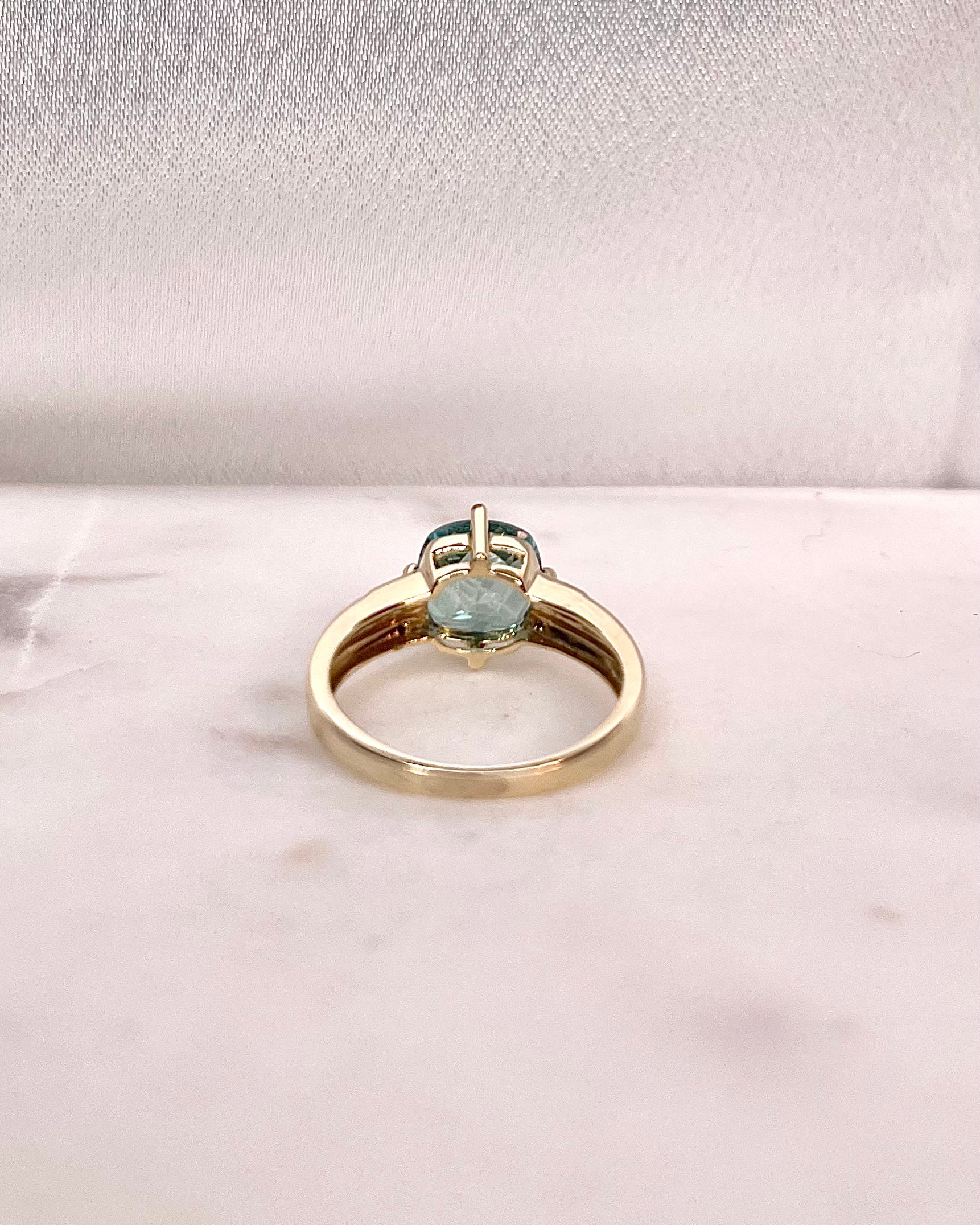Bague Trilogie Topaze 2.30 carats &amp; Diamants "Liorine"