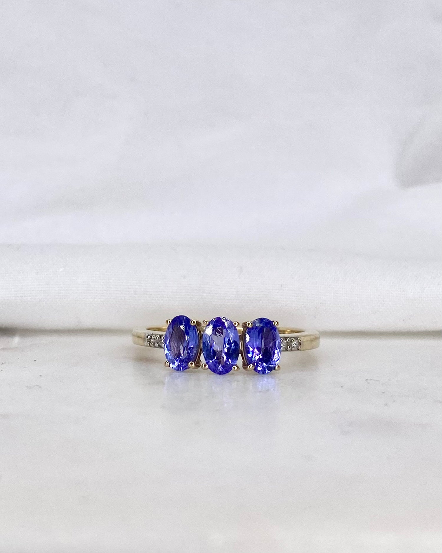 Bague Trilogie Tanzanites 1.65 carat &amp; Diamants &quot;Agathe&quot;