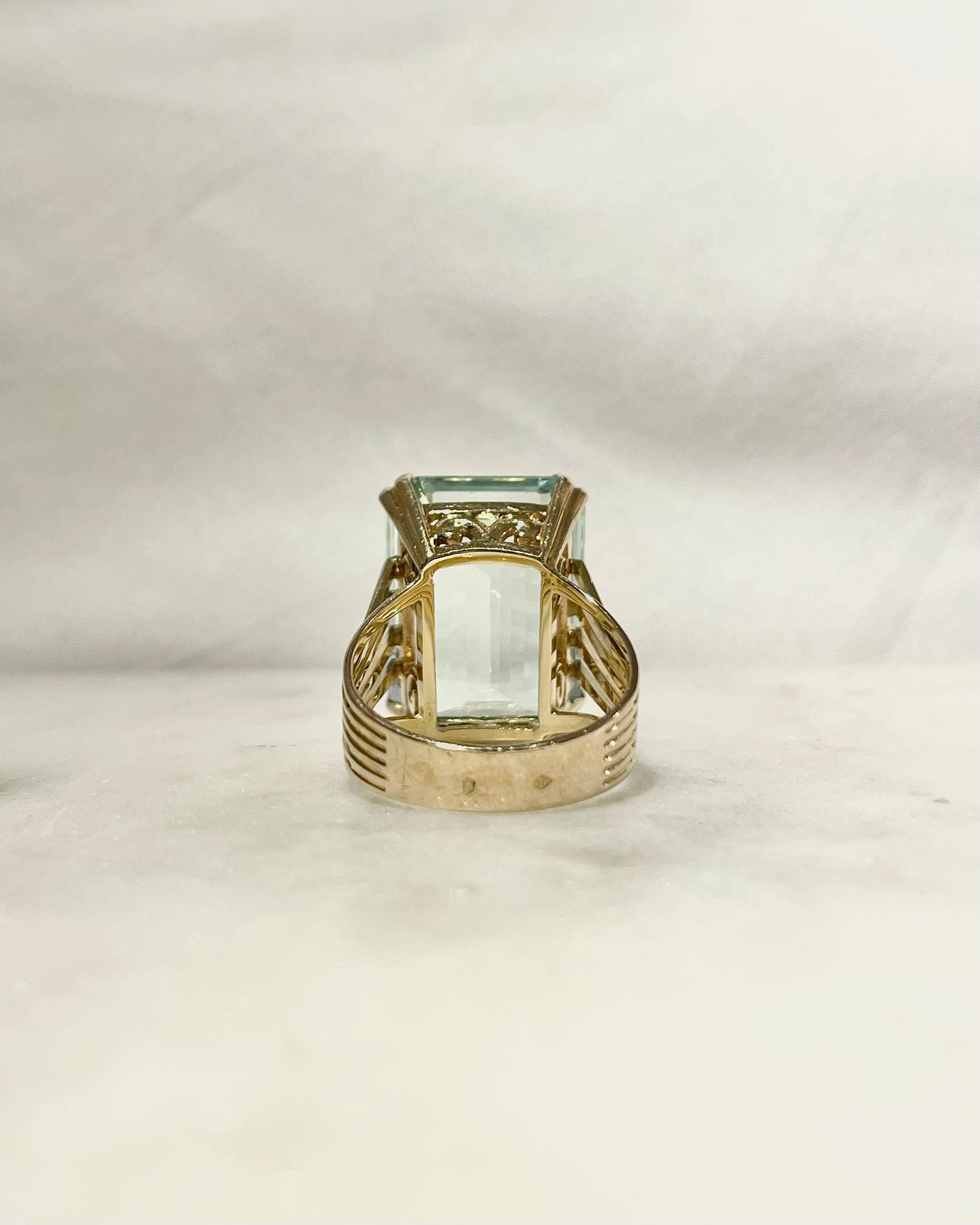 Cocktail Aigue-Marine 22.20 Carats &quot;Luna&quot;