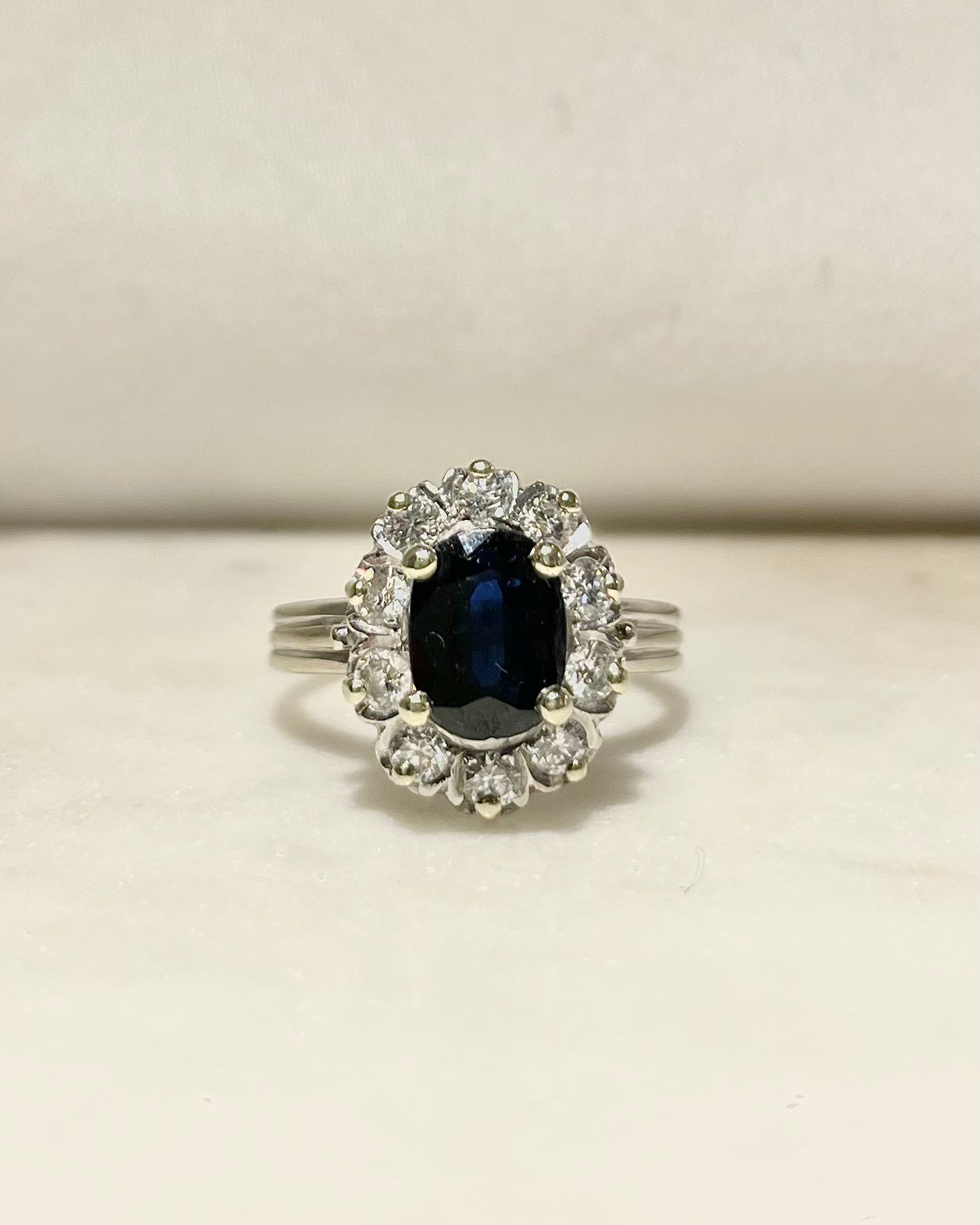 Marguerite Sapphire Ring 1.90 carat &amp; Diamonds 0.50 carat "Joélya"