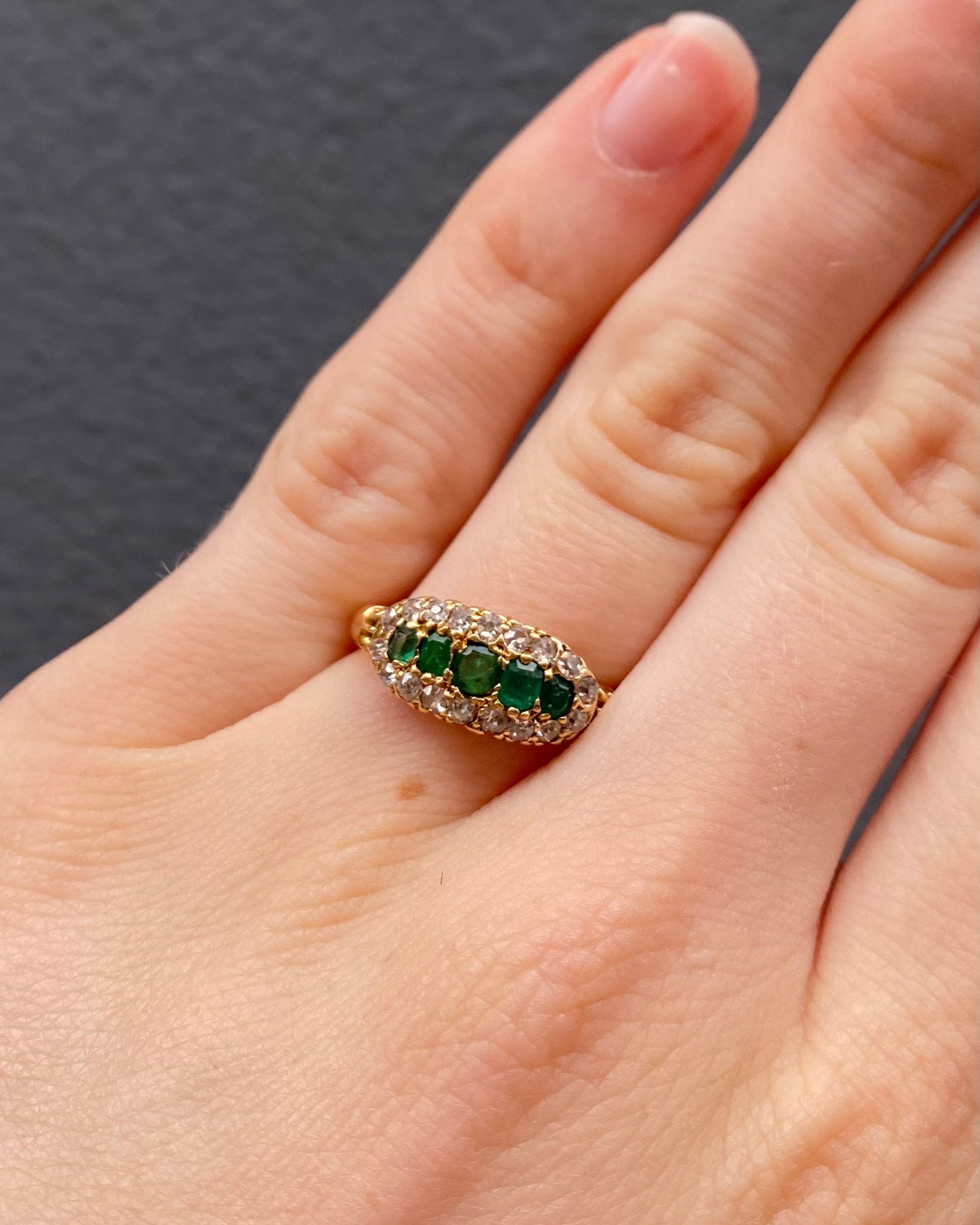 Bague Rivière Émeraudes &amp; Diamants "Johanne"