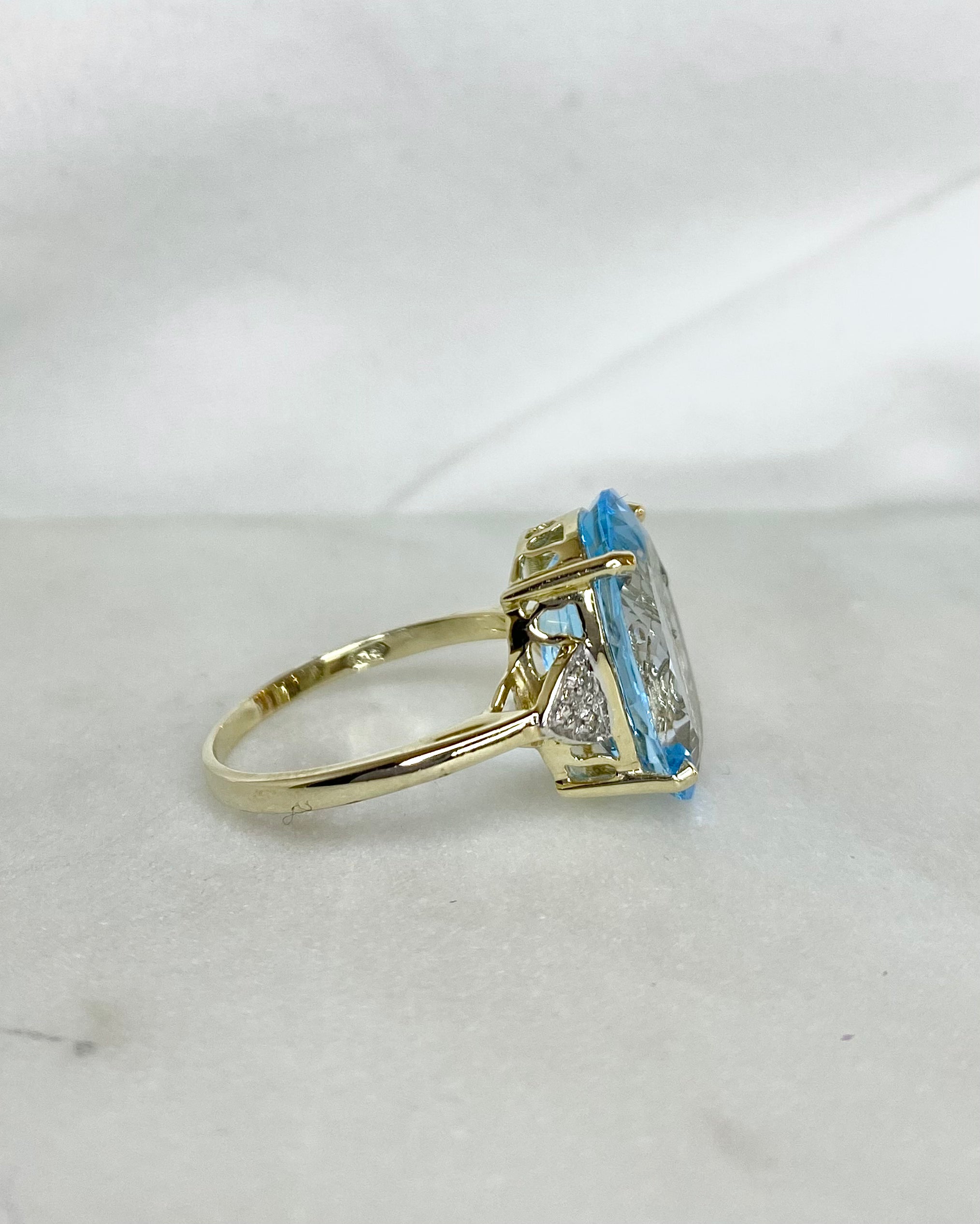 Bague Cocktail Topaze 11.50 carats &amp; Diamants "Sophie"
