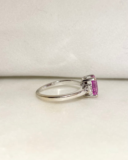 Bague Trilogie Saphir Rose 1.30 carat &amp; Diamants &quot;Clémence&quot;