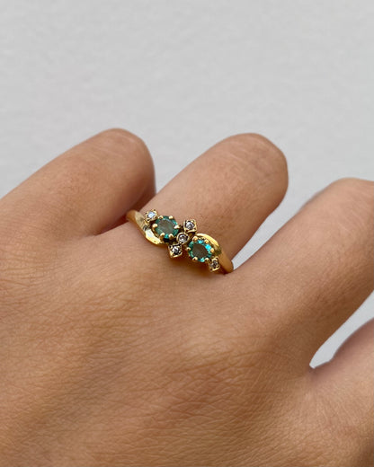 Bague Tourbillon Emeraudes 0.34 carat &amp; Diamants &quot;Romane&quot;