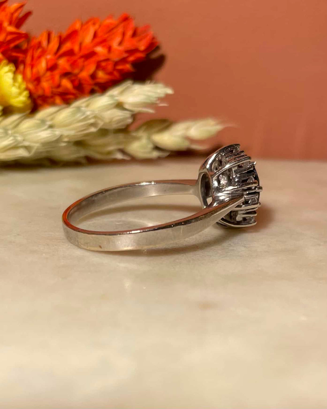 Bague Marguerite Saphir &amp; Diamants &quot;Florinda&quot;
