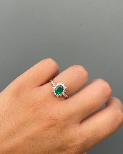 Bague Marguerite Émeraude 0.65 carat &amp; Diamants &quot;Enéa&quot;