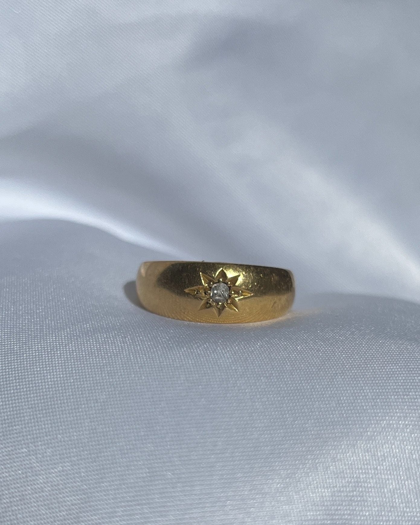 Bague Jonc Diamant en serti étoilé "Camilla" - Elliade Paris