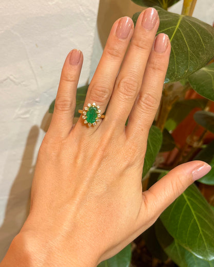 Bague Marguerite Émeraude 1.40 Carat &amp; Diamants &quot;Pippa&quot;