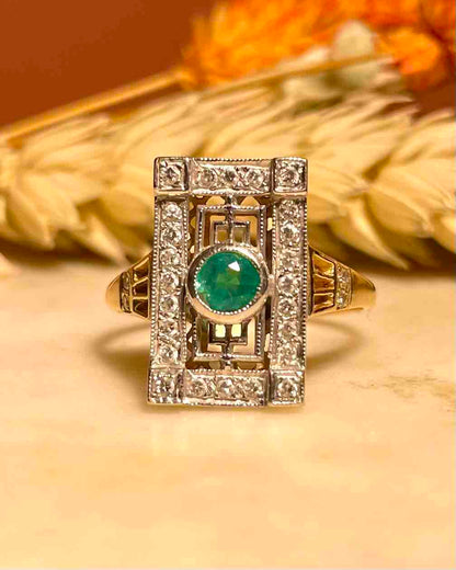 Bague style Art-déco émeraude &amp; 28 diamants &quot;Paz&quot;