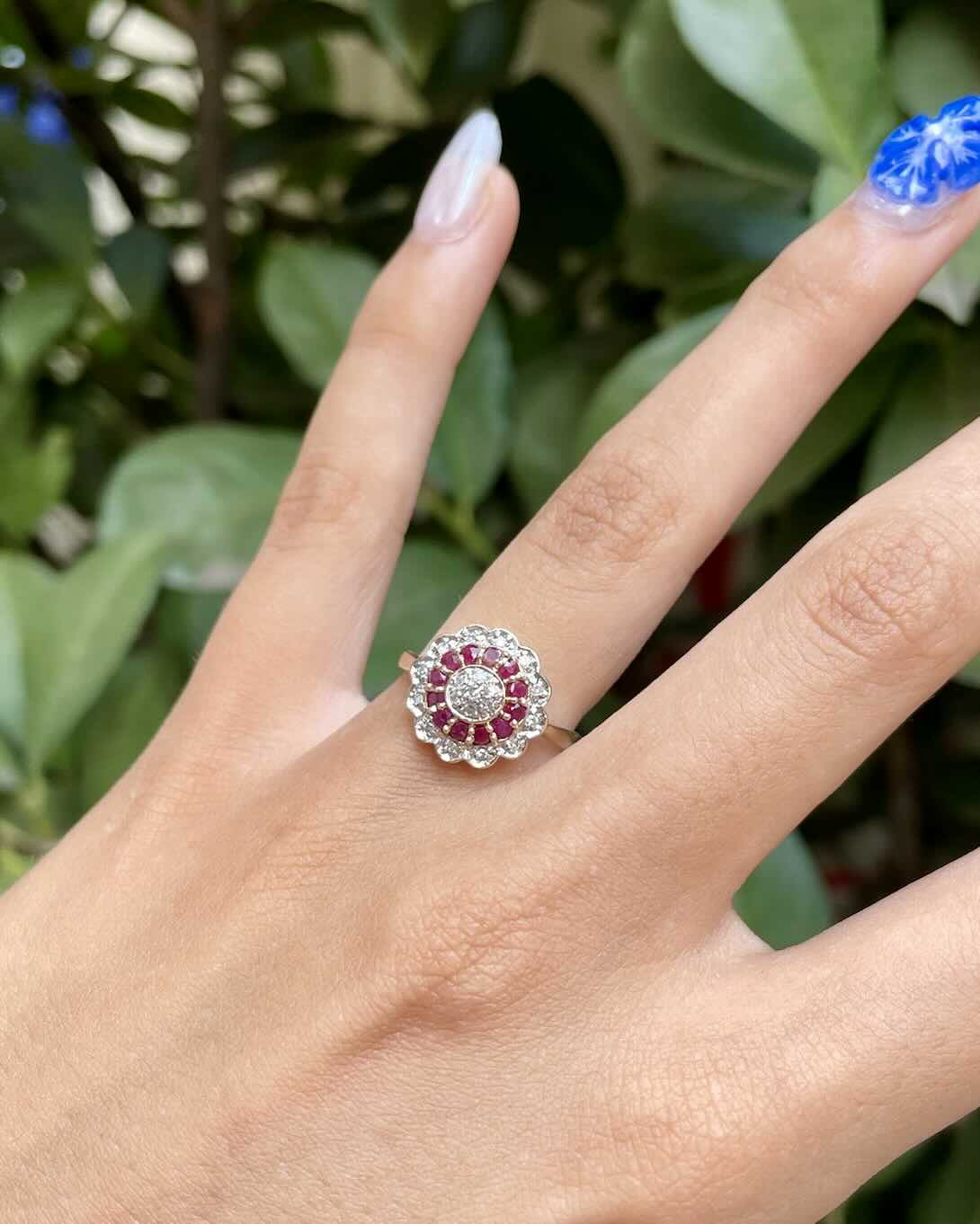 Bague style Art-déco Rubis &amp; 19 Diamants "Anolta"