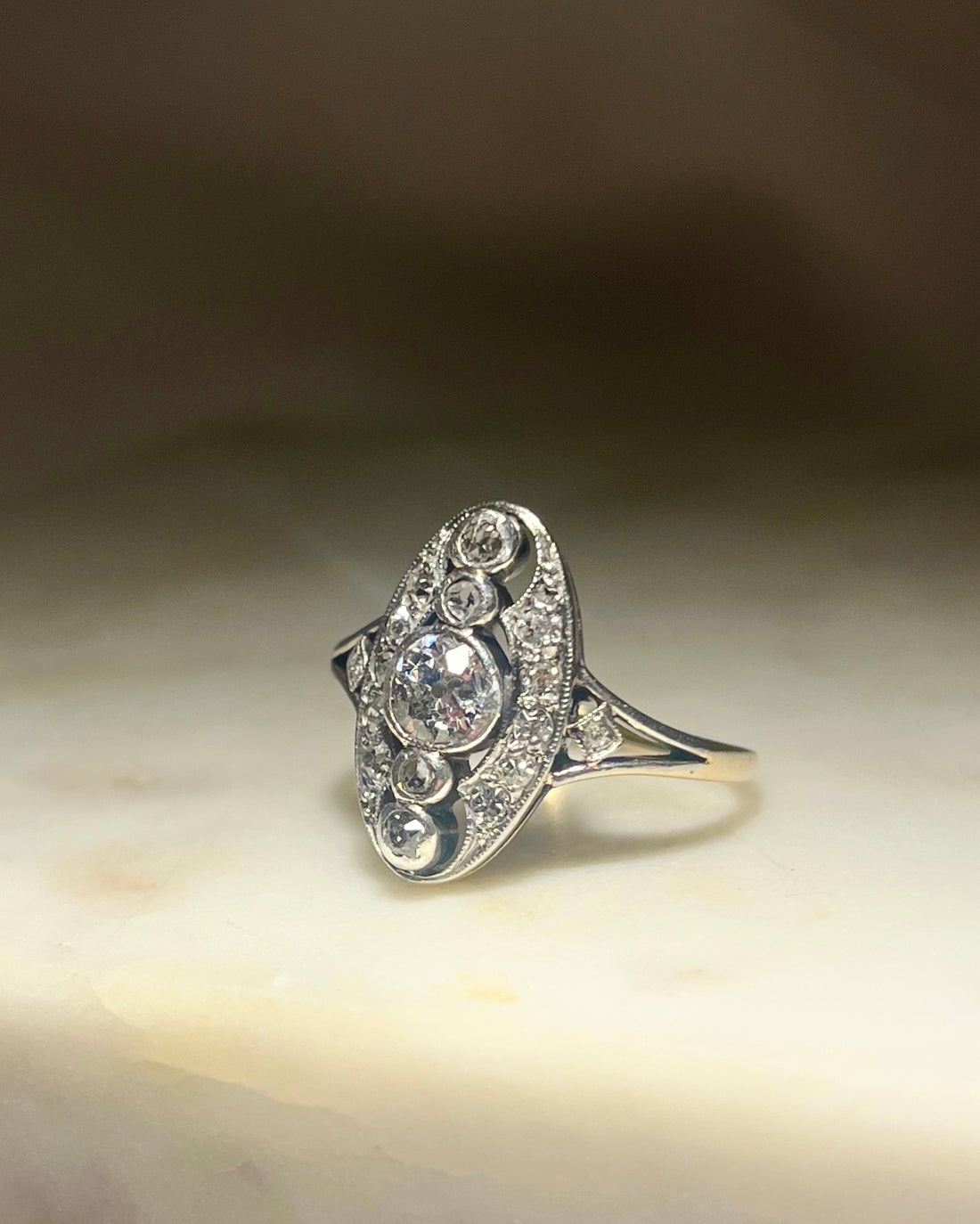 Bague Art-déco Diamants &quot;Victoria&quot;