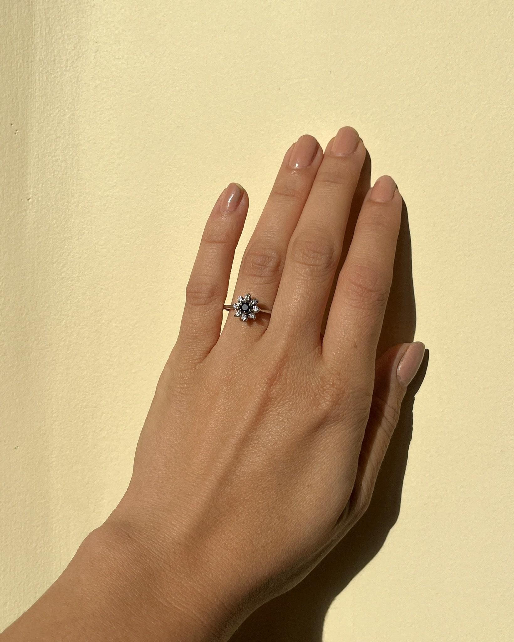 Bague Vintage Marguerite Saphir "Oxane"