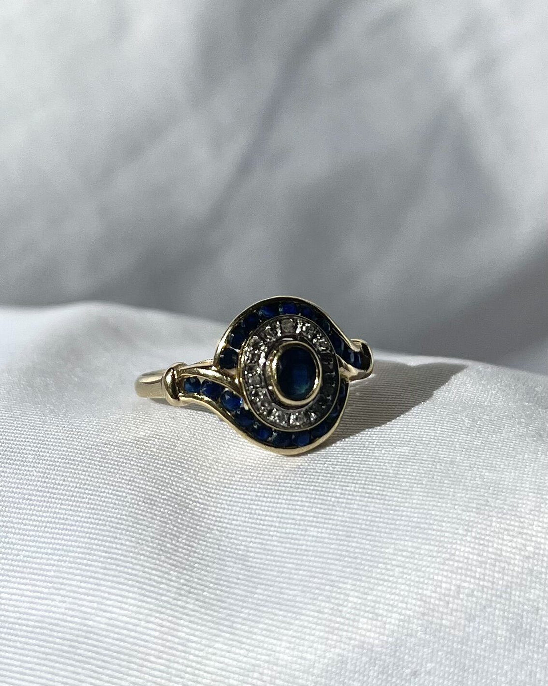 Bague style Art-Déco Saphirs et Diamants &quot;Camille&quot;