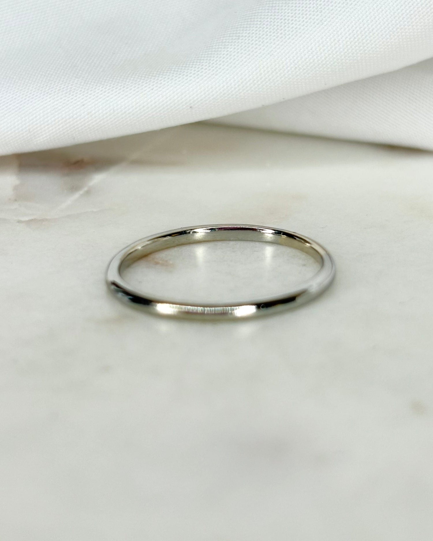 Alliance Or Gris 18 carats 1.61 g &quot;Sasha&quot;