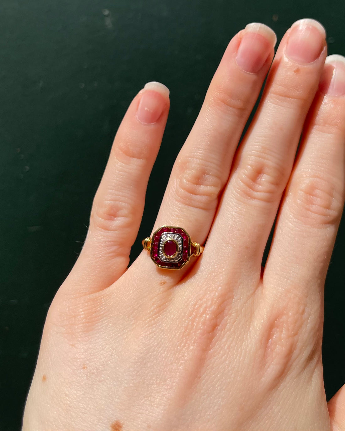 Bague Style Art-Déco Rubis & Diamants “Ivyelle”