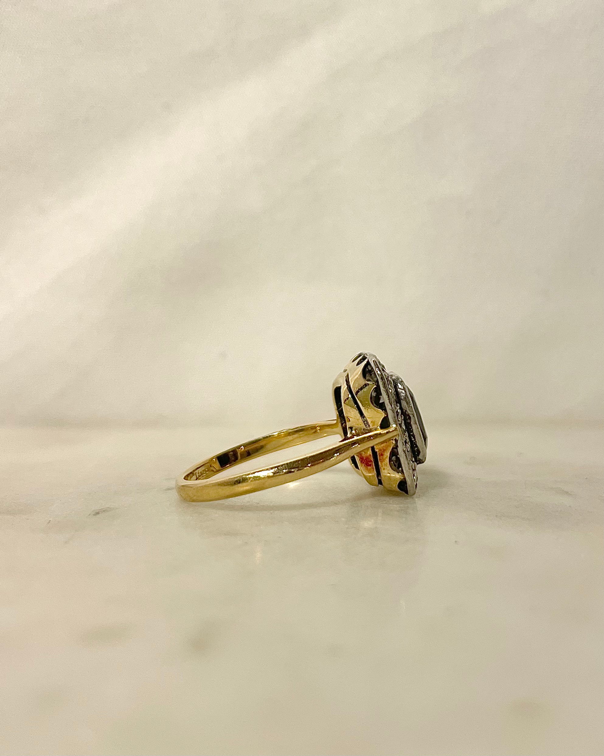 Bague Style Art-déco Saphir 1.92 carat &amp; Diamants &quot;Émyle&quot;