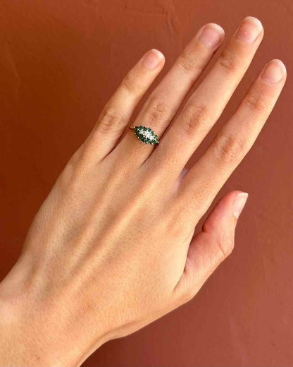 Anillo de diamantes y esmeralda &quot;Jane&quot;