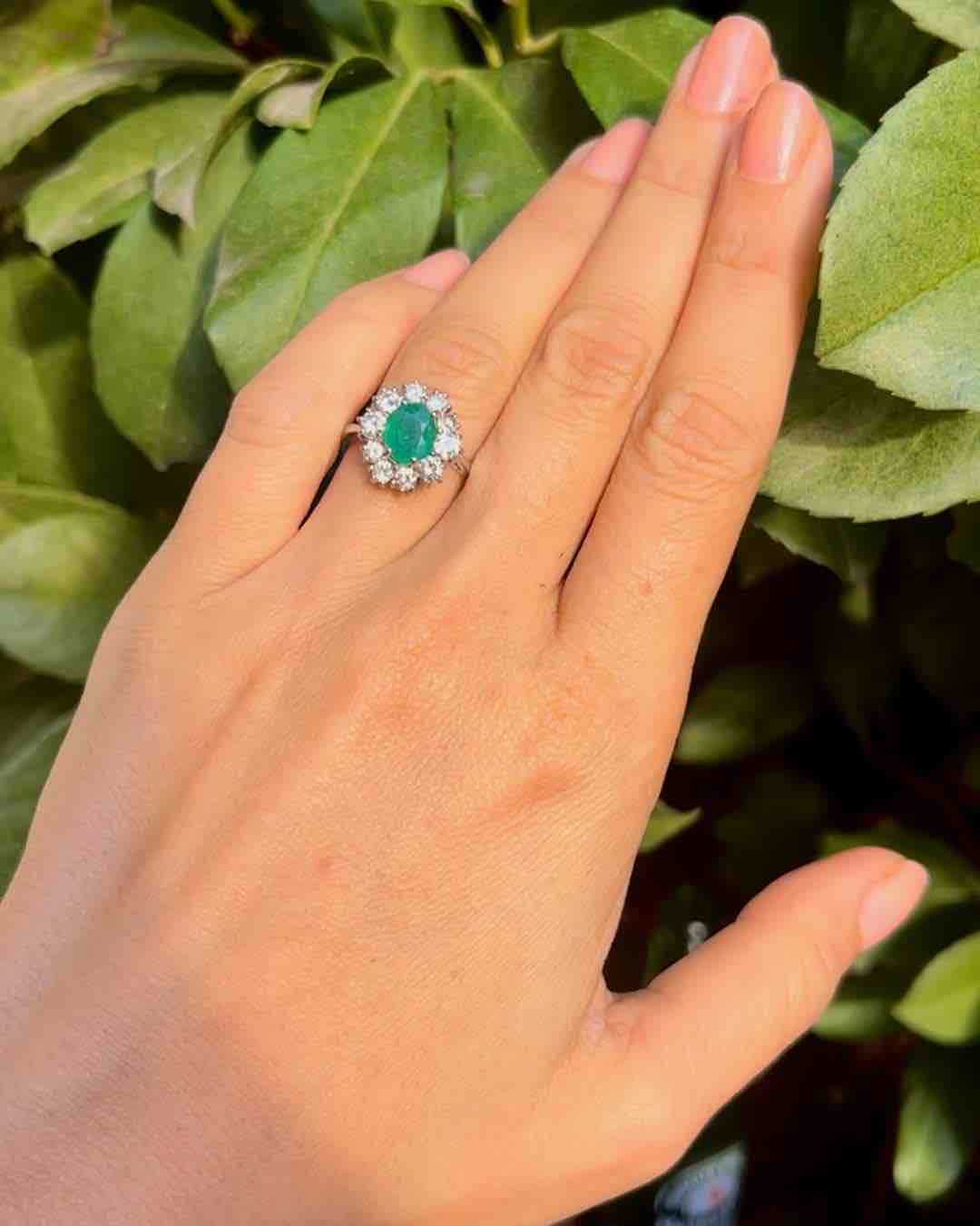 Bague Marguerite Émeraude 1 carat &amp; Diamants "Laura"