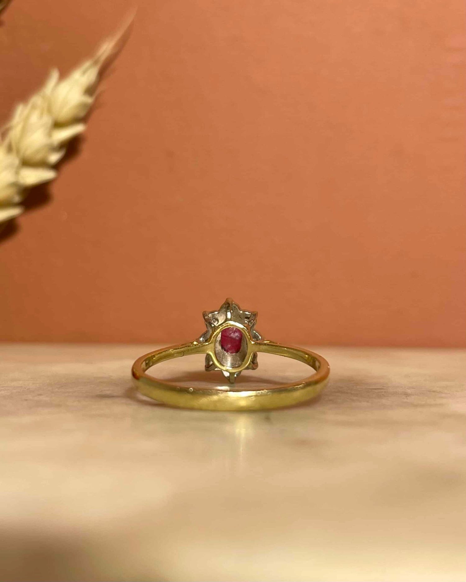 Bague Marguerite Rubis 0.45 Carat &amp; 8 Diamants &quot;Prue&quot;