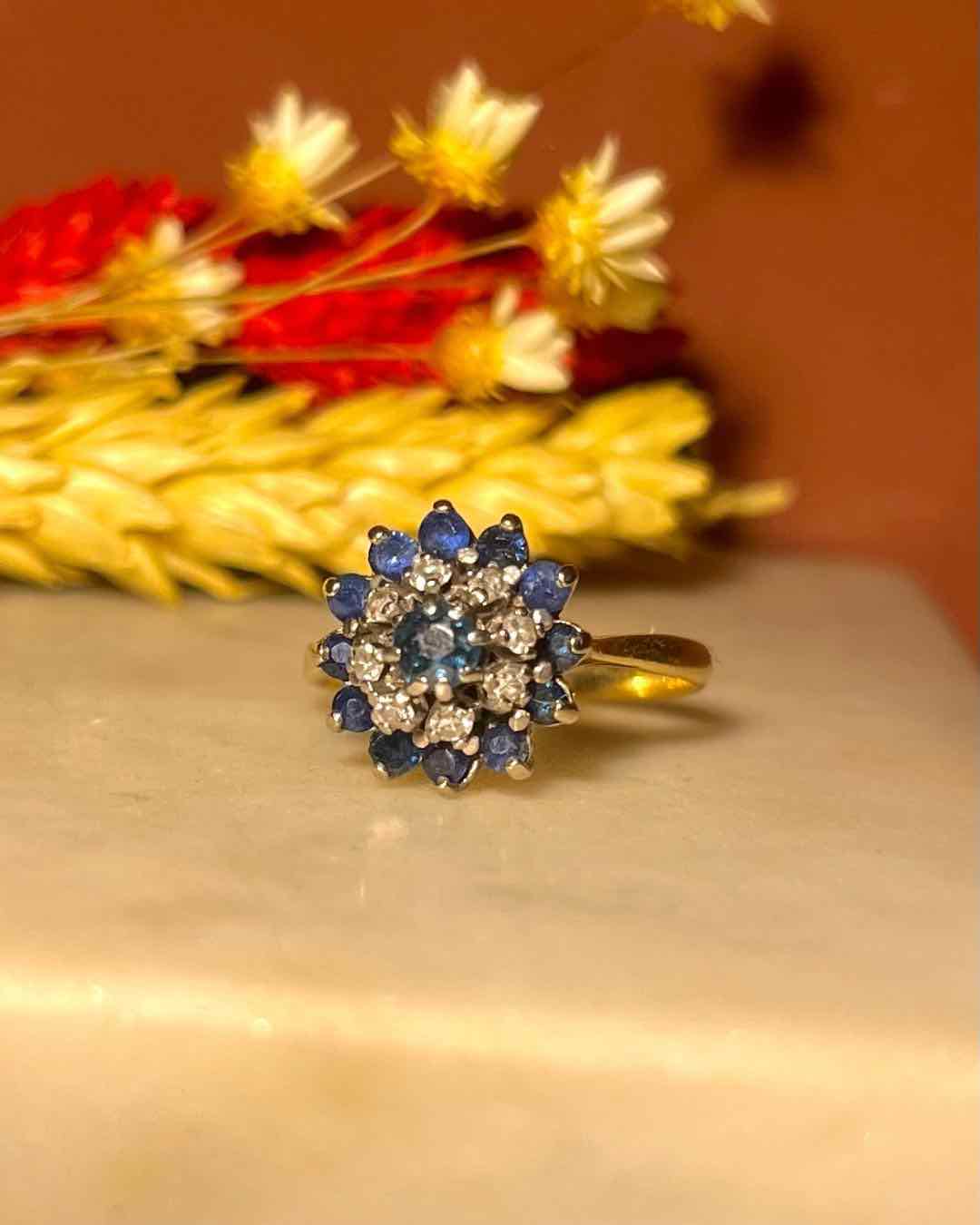 Bague Marguerite Saphirs &amp; Diamants Coeur Saphir &quot;Sia&quot;