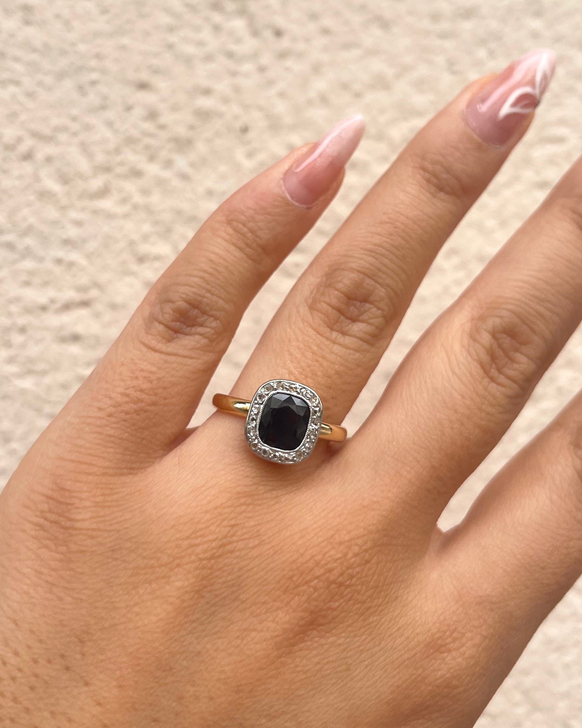 Anillo estilo Art-Deco zafiro 1.80 quilates y diamantes "Simmy"