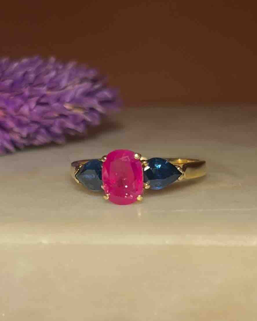 Anillo trilogía de rubí y zafiro "Lydie"