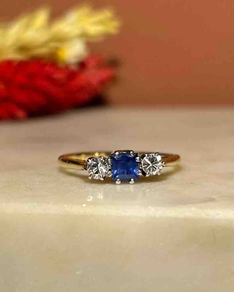 Bague Trilogie Saphir &amp; Diamants &quot;Laurine&quot;