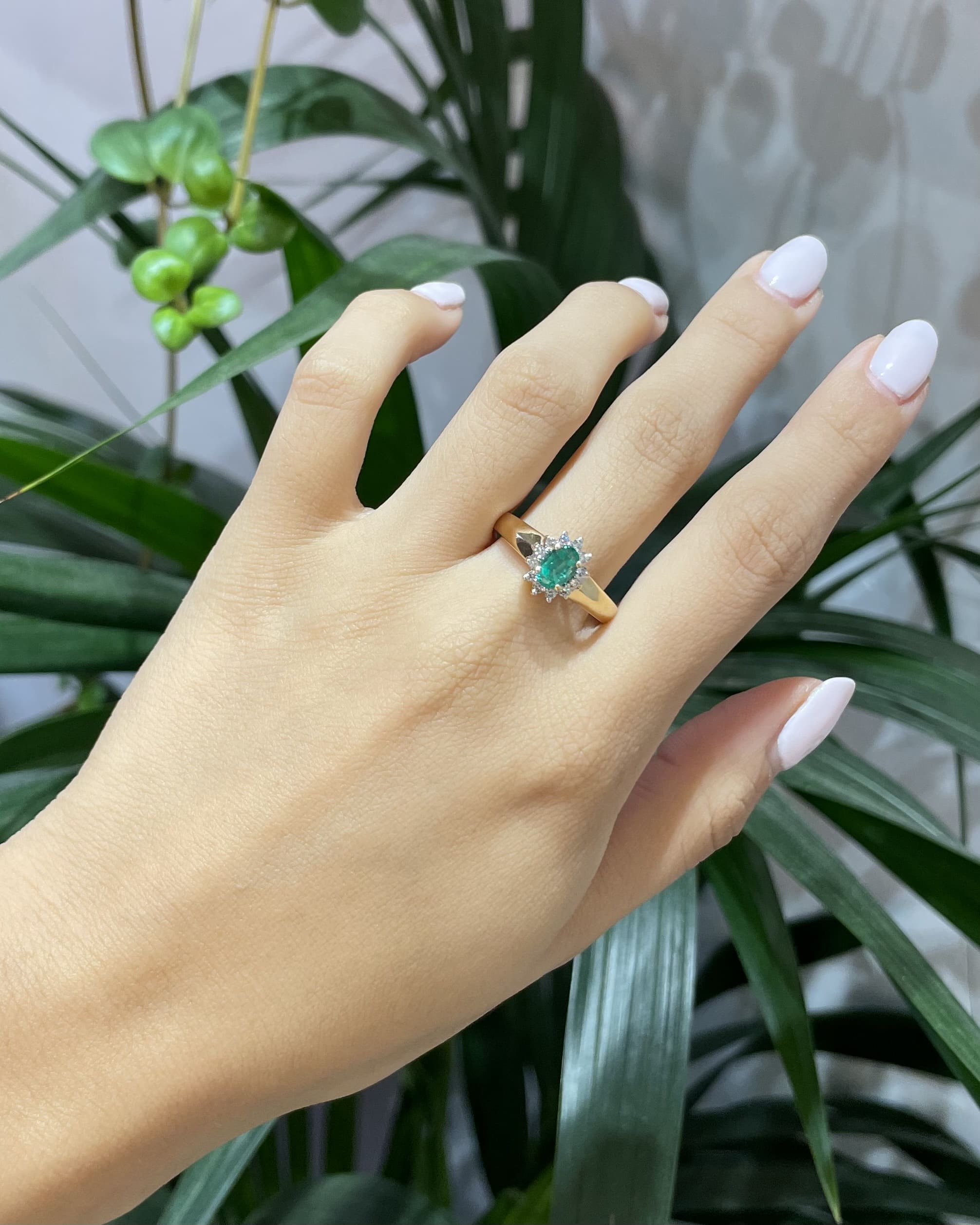 Bague Marguerite Emeraude &amp; Diamants "Isabeau"