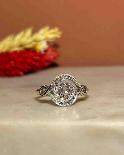 Bague Vintage Tourbillon Diamants &quot;Dalina&quot;