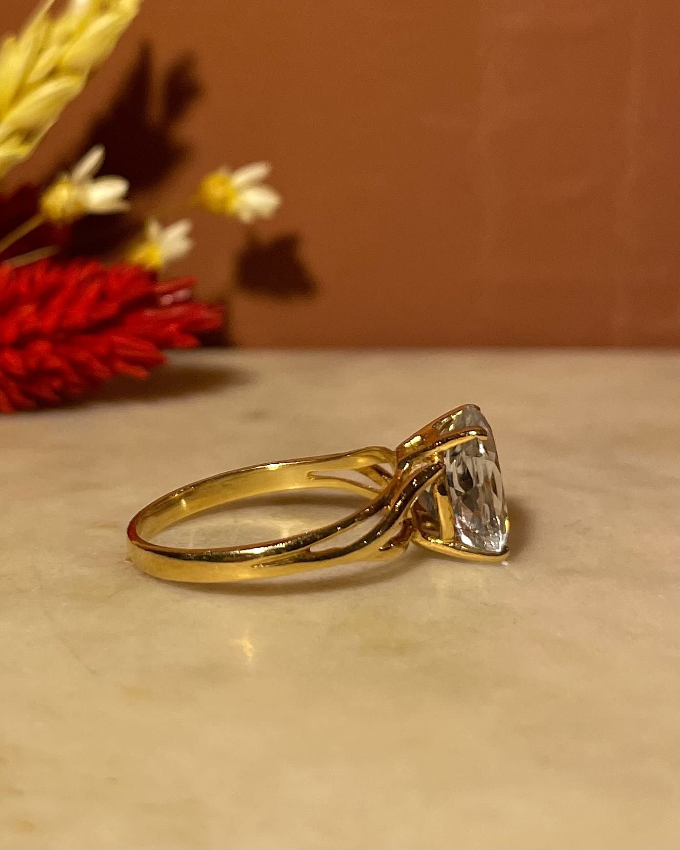 Anillo de cóctel "Madyson" con aguamarina de 2,50 quilates