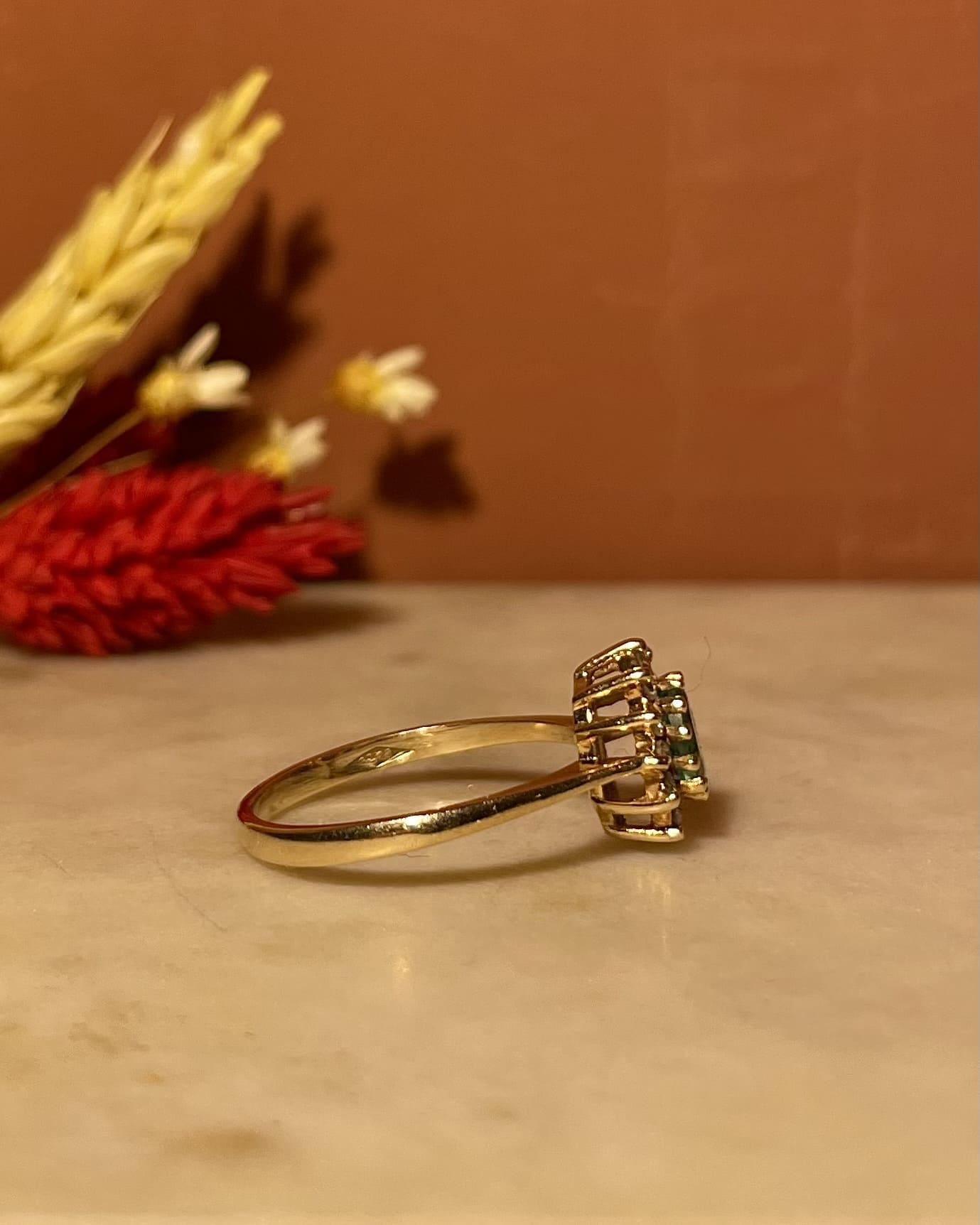 Bague Marguerite Emeraude &amp; Diamants "Luz" - Elliade Paris