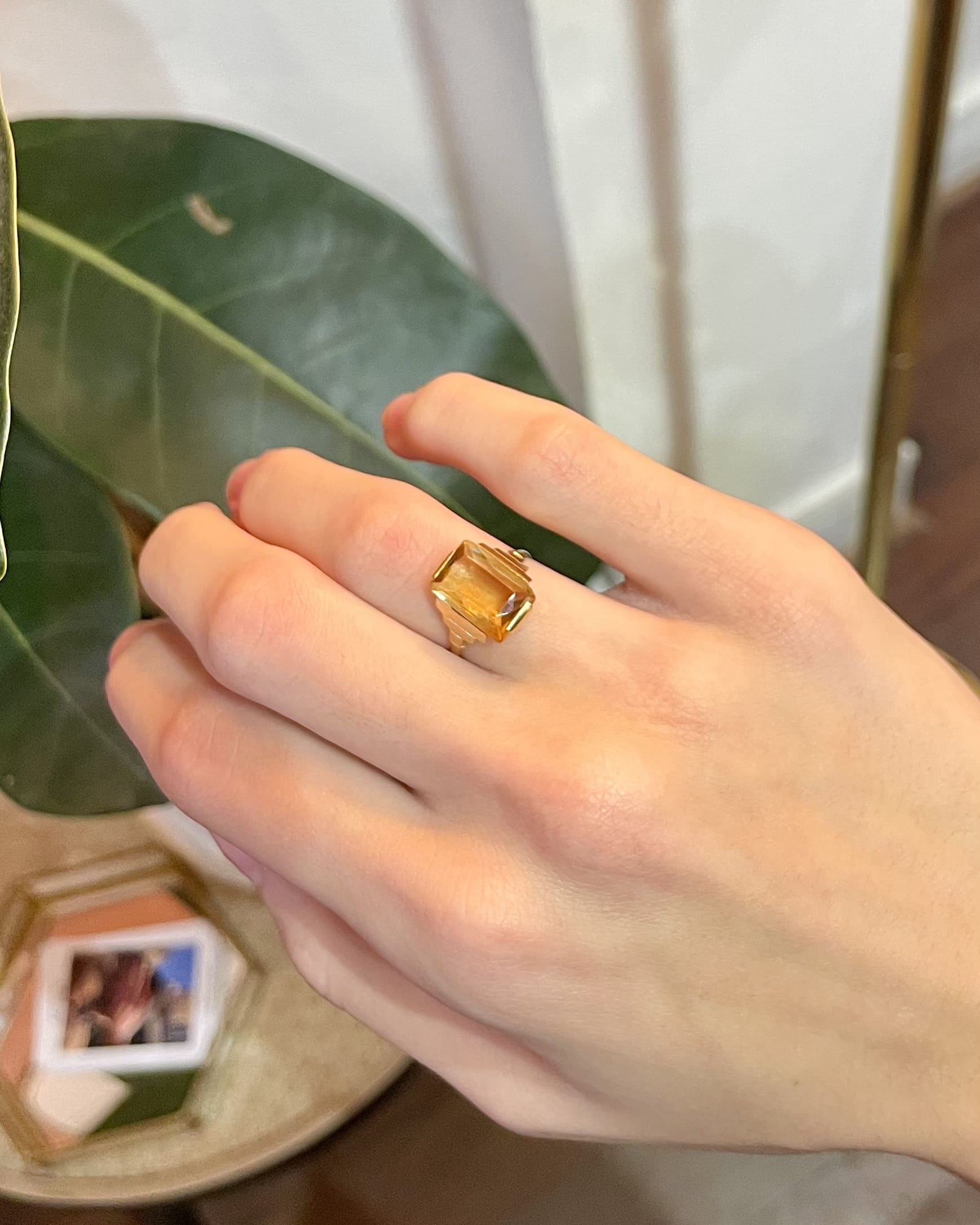 Anillo de cóctel art déco "Alana" de citrino de 2,70 quilates