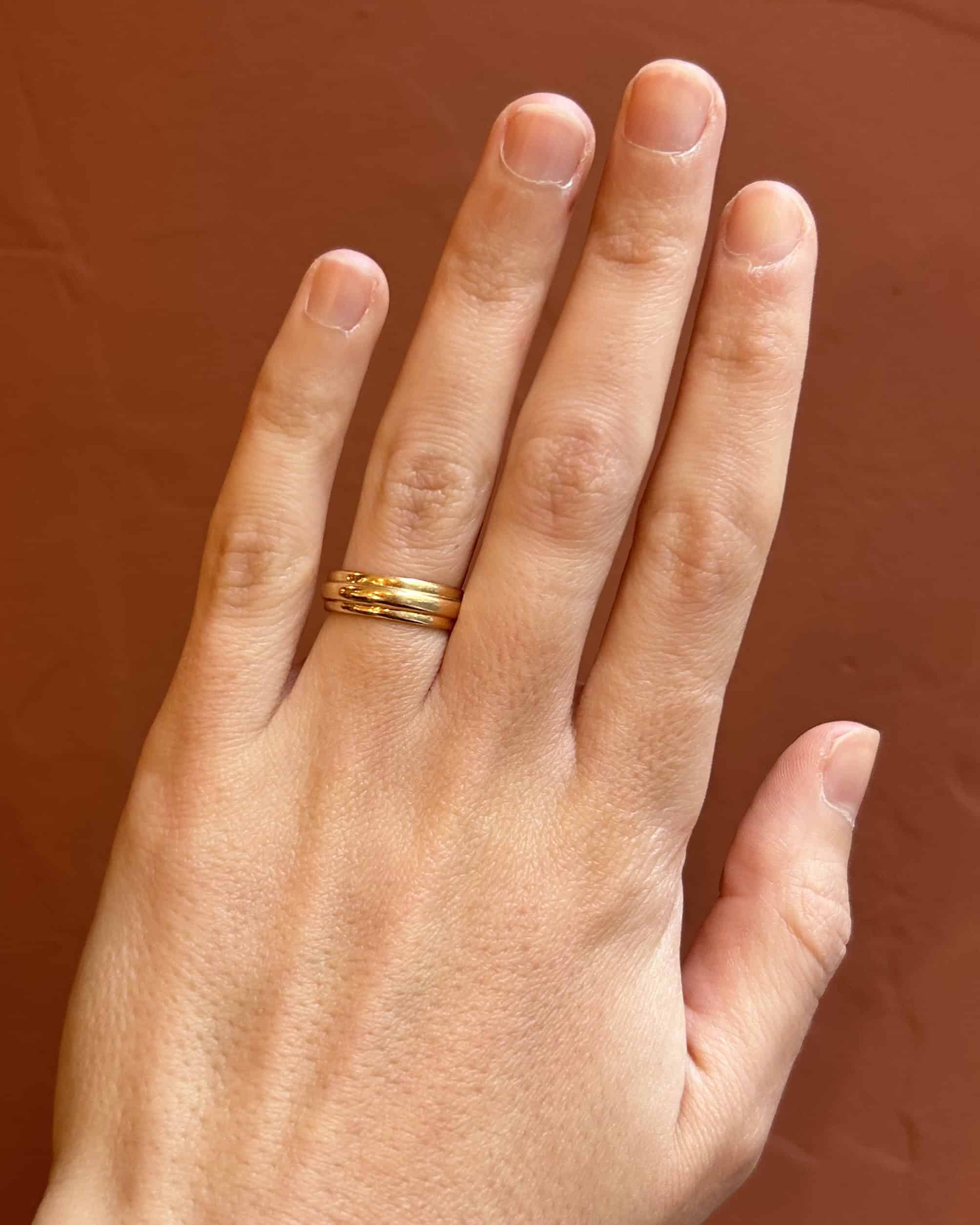 Anillo brazalete de oro de 18 quilates de 4,80 g «Subasti»