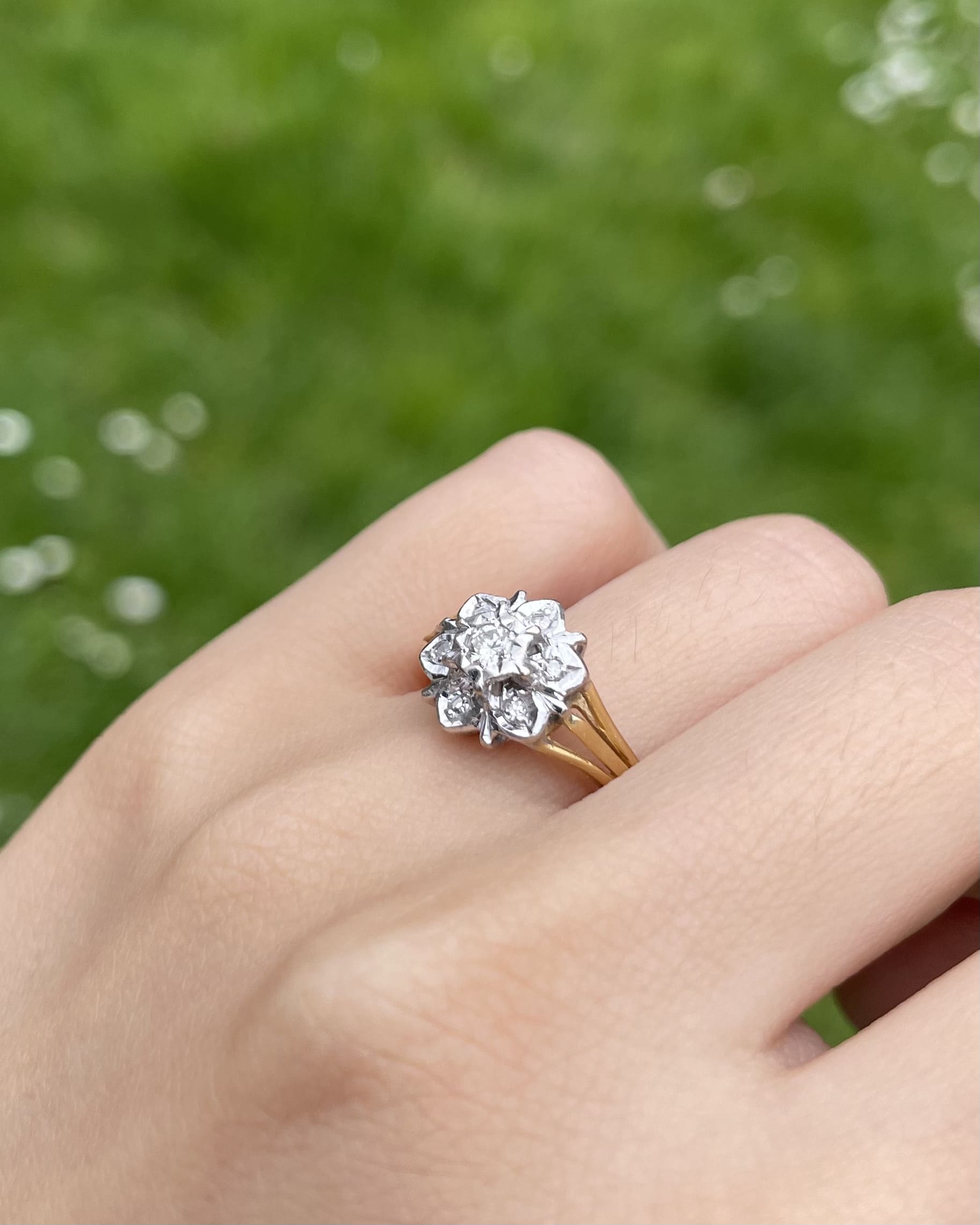 Bague Marguerite Vintage 7 Diamants &quot;Marceline&quot;