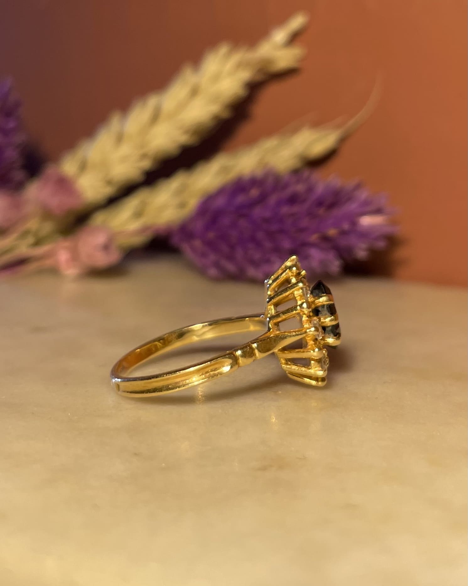 Bague Marguerite Saphir &amp; Diamants "Hélios"