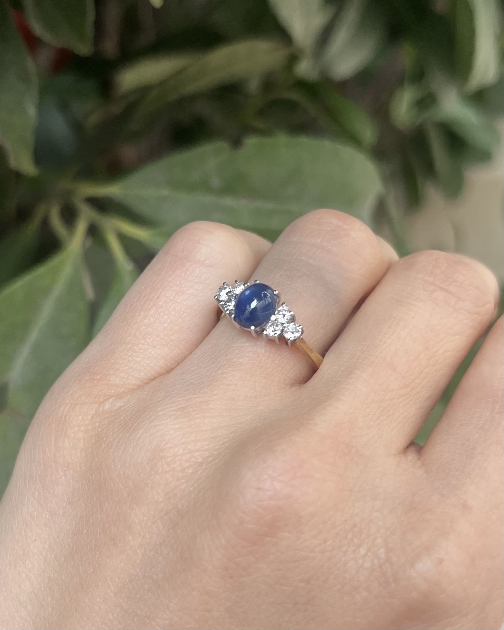 Bague Trilogie Saphir 1.80 carat &amp; Diamants "Orane"