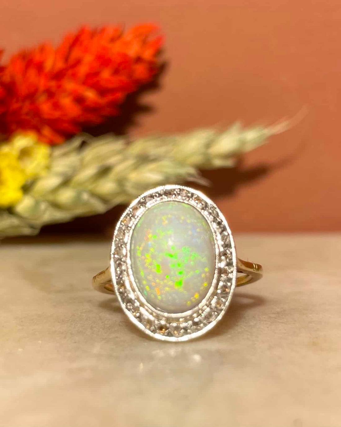 Bague marguerite Opale 2.15 carats &amp; Diamants &quot;Kéloa&quot;