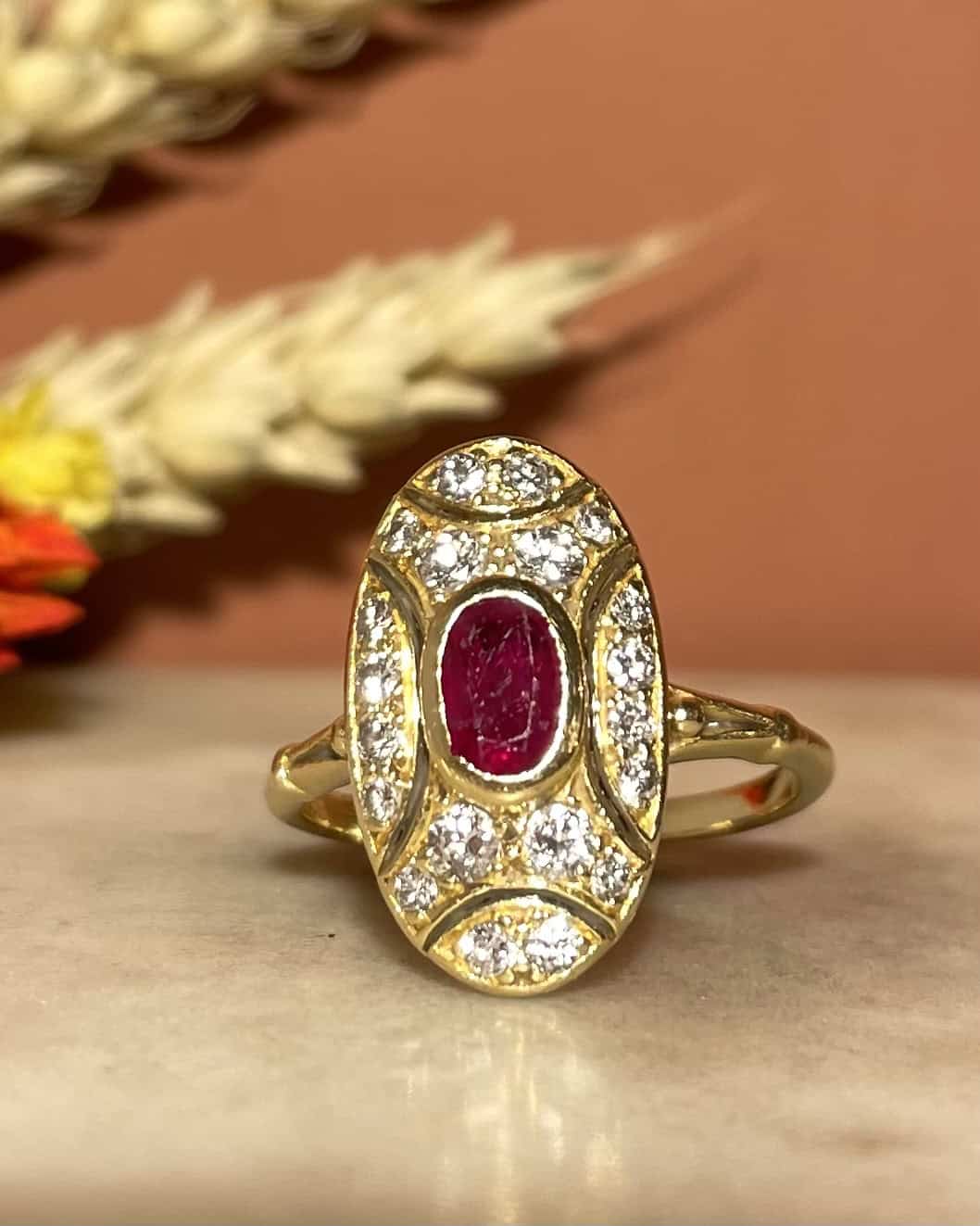 Bague Style Art-Déco Rubis &amp; 20 Diamants &quot;Adrienne&quot;