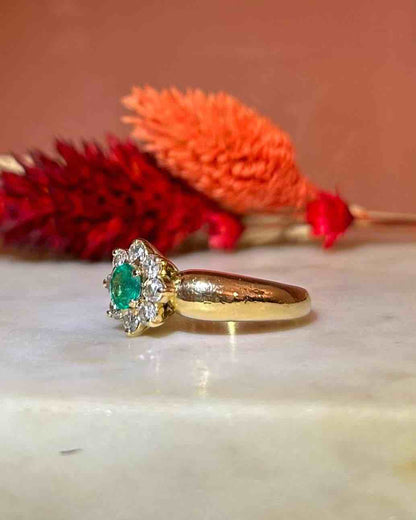 Bague Marguerite émeraude &amp; diamants &quot;Marion&quot;