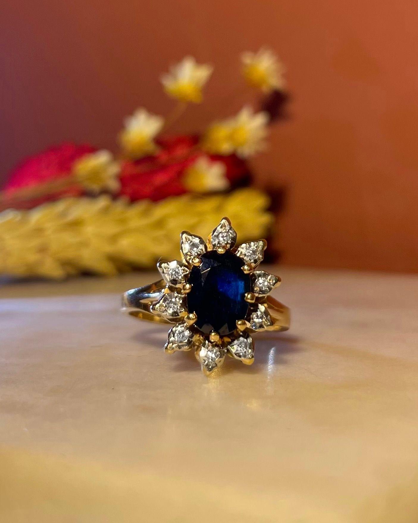 Anillo "Kiara" con margaritas de zafiro y diamantes 